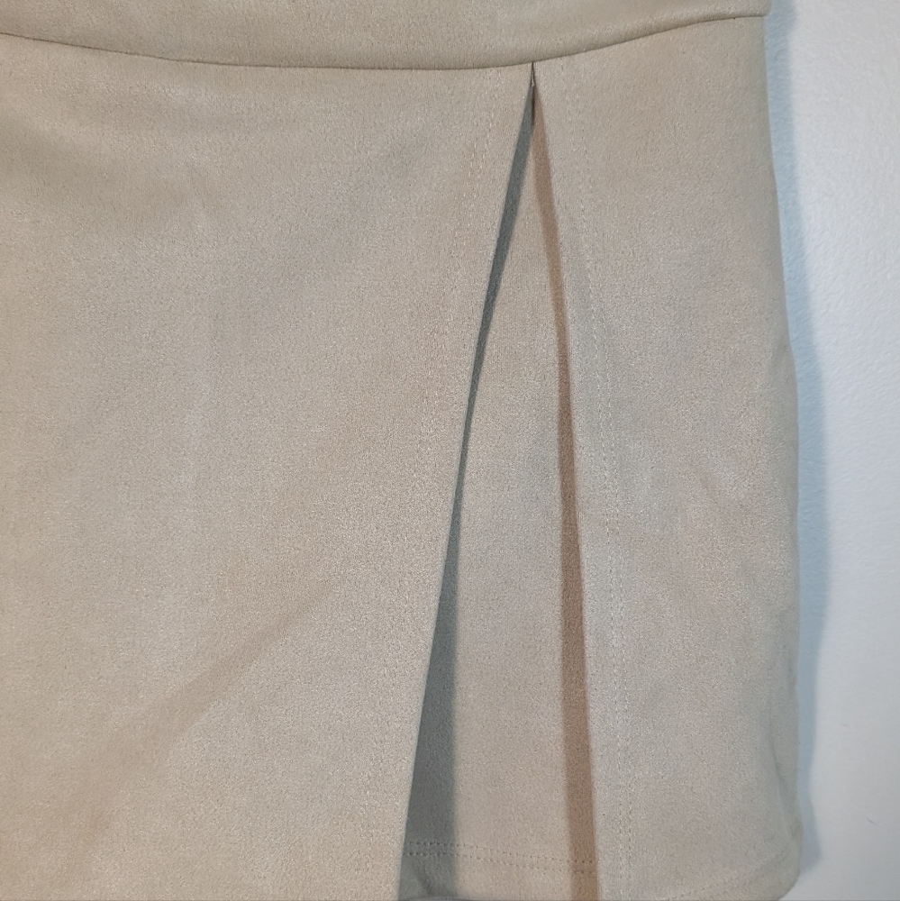 Altar'd State Faux Suede Beige Creme Mini Skort - Picture 2 of 7